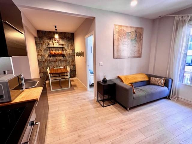 Cabernet Sauvignon Apartment. Surf Beach 산세바스티안 외부 사진